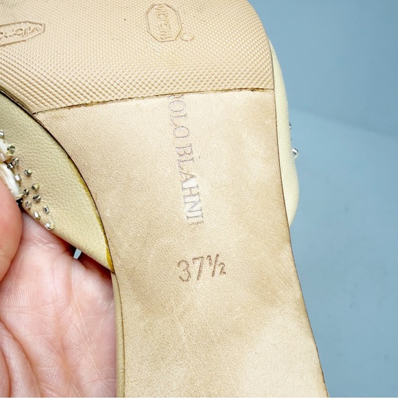 Manolo Blahnik Mother of Pearl Embellished Kitten Heel Mule Womens Size EU 37.5 - Picture 9 of 9